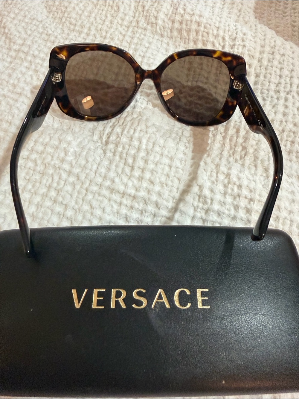 Versace Tortoiseshell Cat-Eye Sunglasses with Brown Lenses - Picture 2 of 9